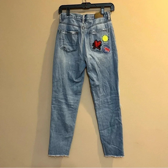 American Eagle AE X Keith Haring RARE Distressed Ripped MOM Jeans Light Wash 0 - Picture 12 of 13
